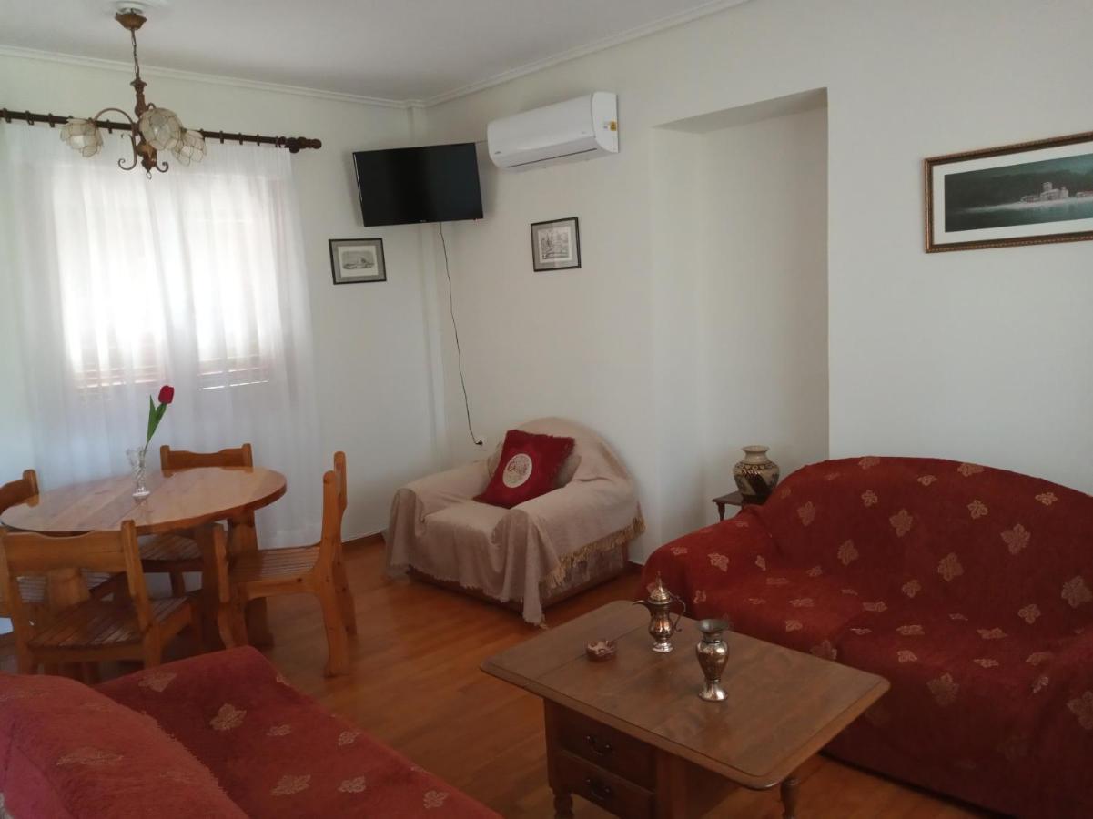 Manousi 1- Ground Floor Apartment Мистрас Екстериор снимка